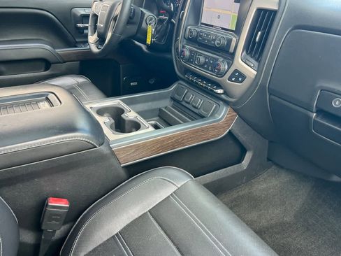 Used 2017 GMC Sierra 1500 Denali image 17