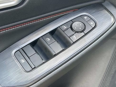 New 2026 Nissan Sentra SR w/ SR Premium Package FWD image 23
