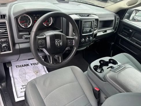 Used 2018 RAM 1500 Express w/ Express Value Package AWD/4WD image 2