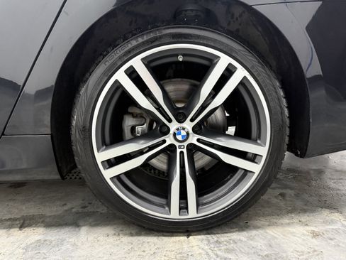 Used 2019 BMW 750i xDrive image 28