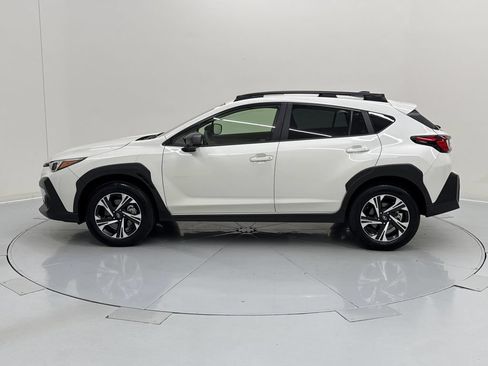 Used 2024 Subaru Crosstrek 2.0i Premium AWD/4WD image 3