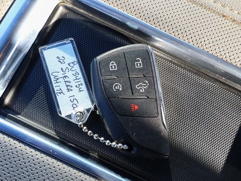 Used 2022 GMC Sierra 1500 SLT w/ SLT Premium Plus Package image 36