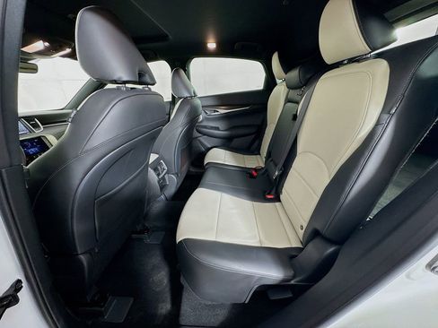 Certified 2025 INFINITI QX55 Essential image 30