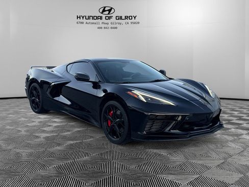 Used 2021 Chevrolet Corvette Stingray Preferred Cpe w/ Z51 Performance Package image 3