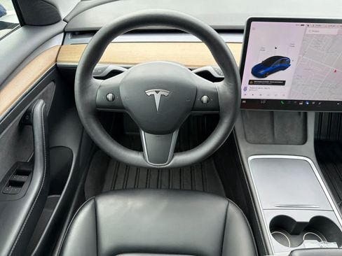 Used 2021 Tesla Model 3 Standard Range Plus RWD image 15