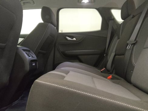 Used 2024 Chevrolet Blazer LT w/ Convenience Package FWD image 18