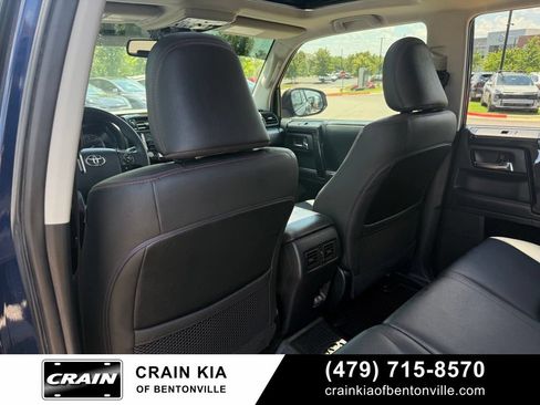 Used 2020 Toyota 4Runner Venture w/ Moonroof Package AWD/4WD image 26