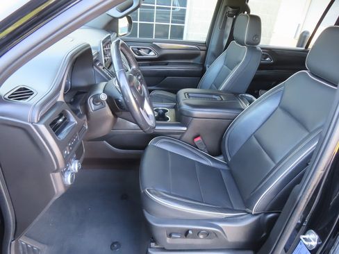 Used 2021 GMC Yukon XL SLT image 20