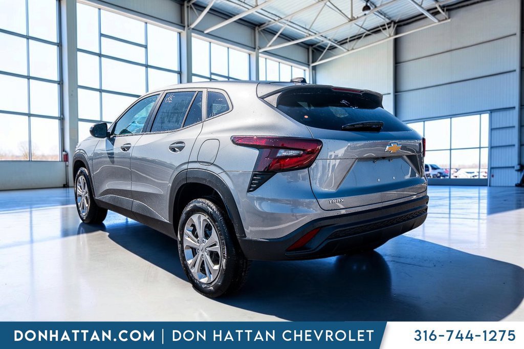 New 2026 Chevrolet Trax LS FWD image 16