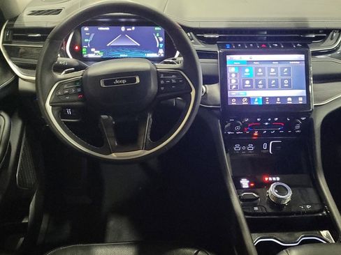 Used 2022 Jeep Grand Cherokee Limited 4xe w/ Luxury Tech Group II image 22