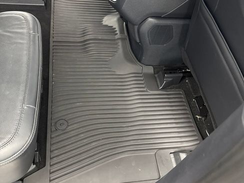 Used 2025 Ford Expedition Max Platinum w/ Stealth Performance Package AWD/4WD image 33