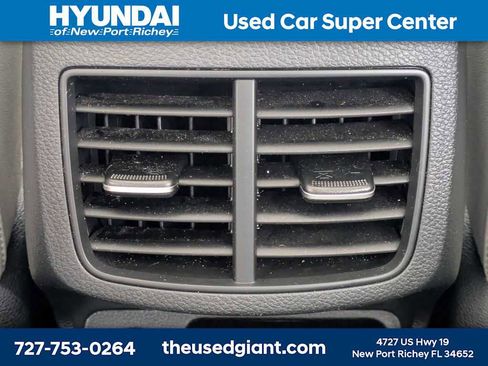 Used 2023 Kia Seltos EX AWD/4WD image 16