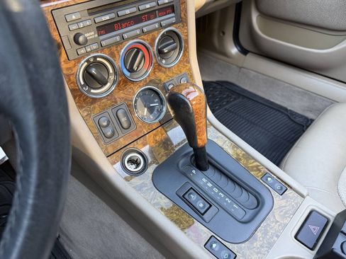 Used 2000 BMW Z3 2.5i RWD image 25