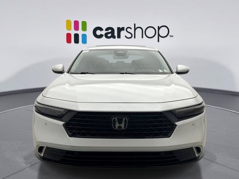 Used 2023 Honda Accord Touring image 8