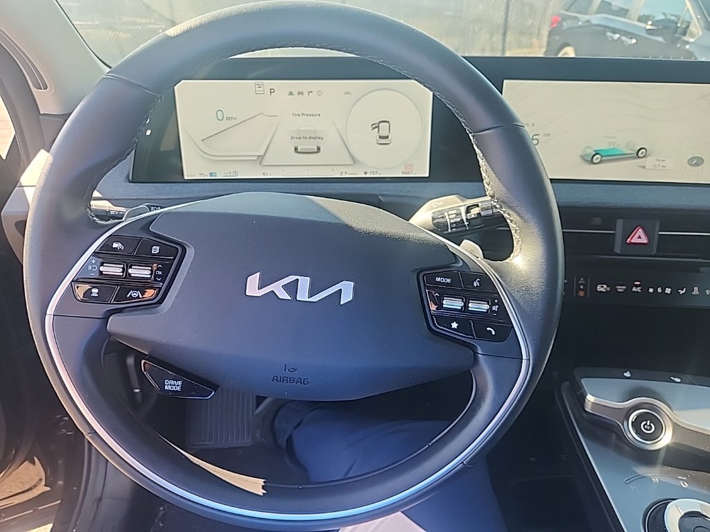 Used 2024 Kia EV6 Light RWD image 21
