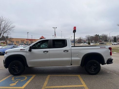 Used 2021 Chevrolet Silverado 1500 LT Trail Boss w/ Bed Protection Package AWD/4WD image 8