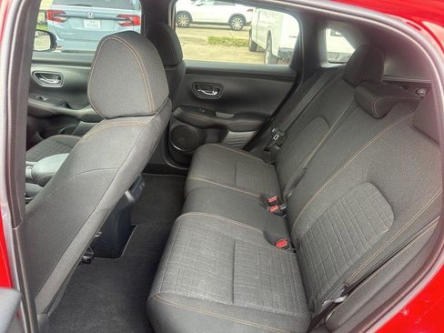 Used 2025 Honda HR-V Sport image 14