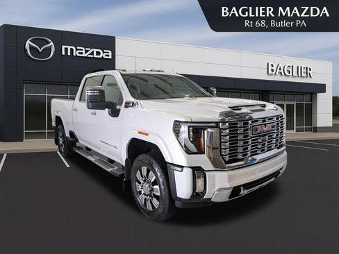 Used 2025 GMC Sierra 3500 Denali AWD/4WD image 1