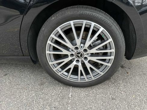 Used 2025 Mercedes-Benz CLA 250 4MATIC image 12