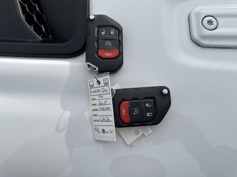 Used 2020 Jeep Wrangler Unlimited Rubicon image 39