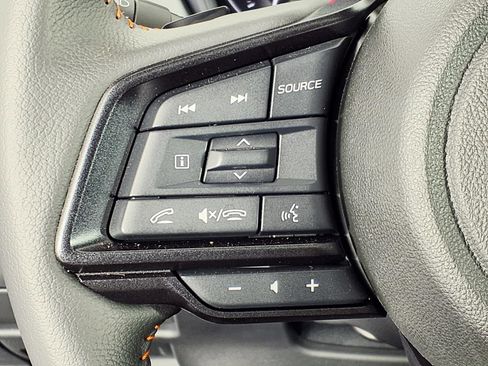 Certified 2025 Subaru Crosstrek 2.5i Limited w/ Crosstrek Mirror Package AWD/4WD image 18