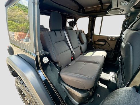 Used 2022 Jeep Wrangler Unlimited Rubicon 4xe AWD/4WD image 26