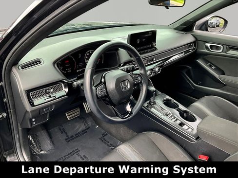 Used 2023 Honda Civic Sport image 16