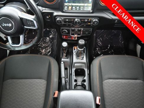 Used 2023 Jeep Gladiator Mojave w/ Trailer Tow Package image 31