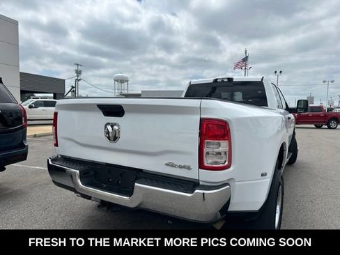 Used 2024 RAM 3500 Tradesman w/ Chrome Appearance Group AWD/4WD image 21
