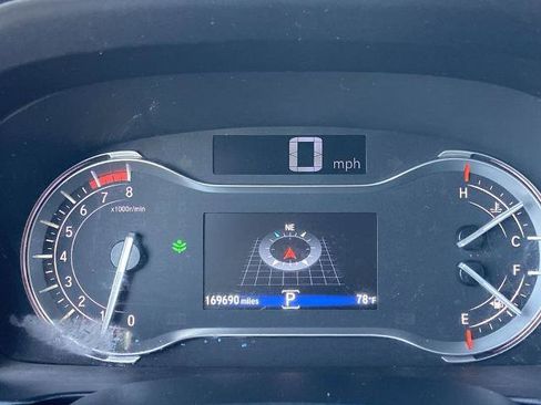 Used 2018 Honda Pilot EX image 7