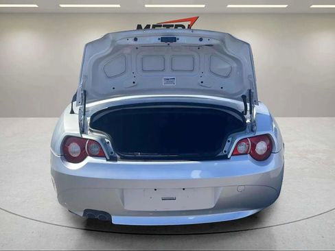 Used 2005 BMW Z4 2.5i image 19