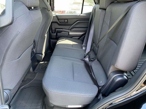 New 2026 Toyota 4Runner SR5 image 10