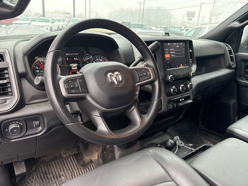Used 2024 RAM 3500 Tradesman w/ Chrome Appearance Group image 3