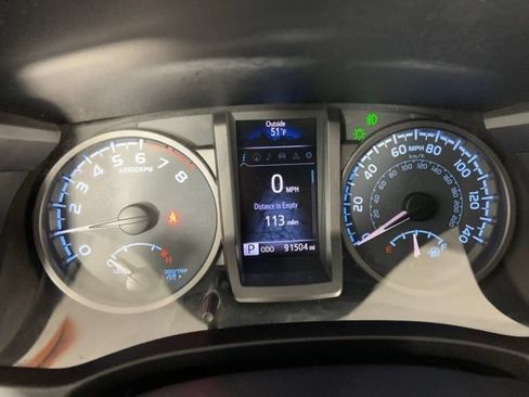 Used 2018 Toyota Tacoma TRD Off-Road w/ TRD Premium Off Road Package AWD/4WD image 34