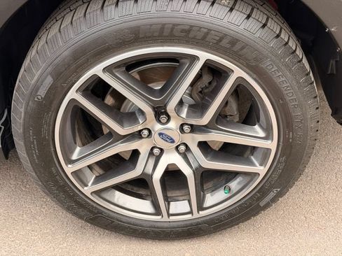 Used 2018 Ford Explorer Sport w/ Equipment Group 401A AWD/4WD image 36