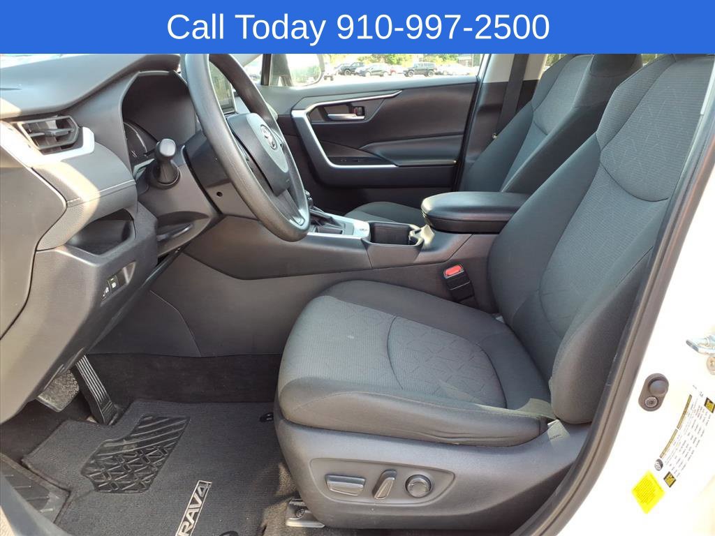 Used 2024 Toyota RAV4 XLE FWD image 9