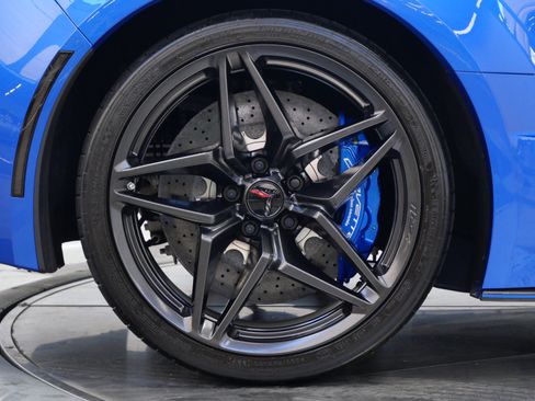Used 2019 Chevrolet Corvette ZR1 RWD image 41