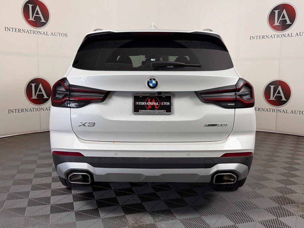 Certified 2024 BMW X3 xDrive30i w/ Premium Package AWD/4WD image 7