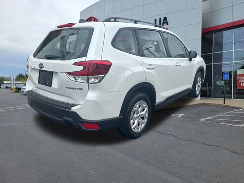 Used 2024 Subaru Forester AWD/4WD image 3