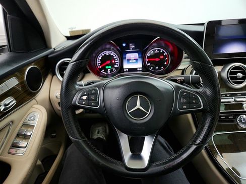 Used 2018 Mercedes-Benz C 300 Sedan w/ Premium Package image 18