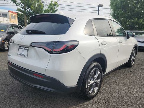 Certified 2026 Honda HR-V LX image 6