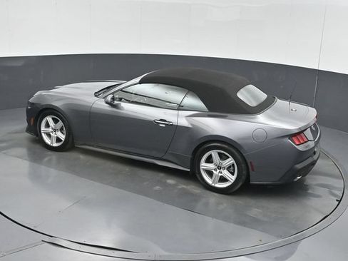 Used 2026 Ford Mustang Premium RWD image 40