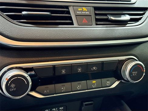 Used 2021 Nissan Altima 2.5 SR image 17