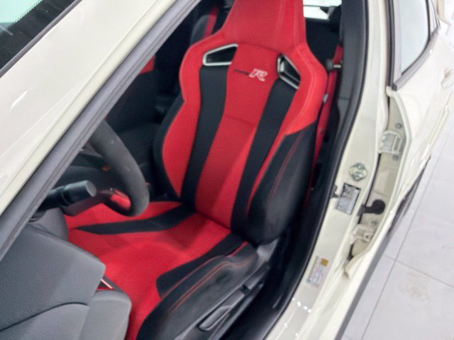 Used 2020 Honda Civic Type R image 13