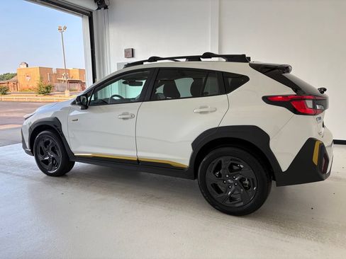 Used 2025 Subaru Crosstrek 2.5i Sport w/ Crosstrek Mirror Package AWD/4WD image 18