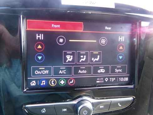 Used 2022 Chevrolet Traverse LS AWD/4WD image 25