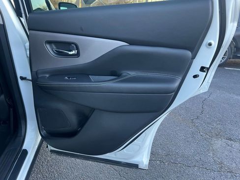 Used 2023 Nissan Murano SL image 43
