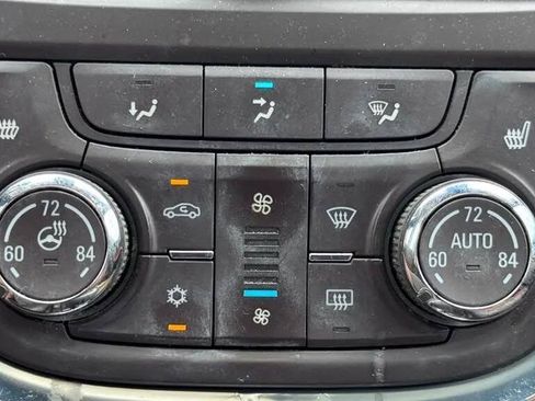 Used 2013 Buick Encore Leather AWD/4WD image 21