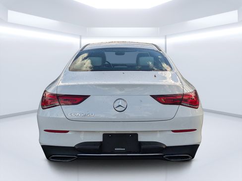 Used 2023 Mercedes-Benz CLA 250 image 7