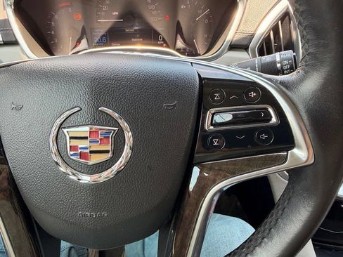 Used 2013 Cadillac SRX Luxury w/ Driver Awareness Package FWD image 18